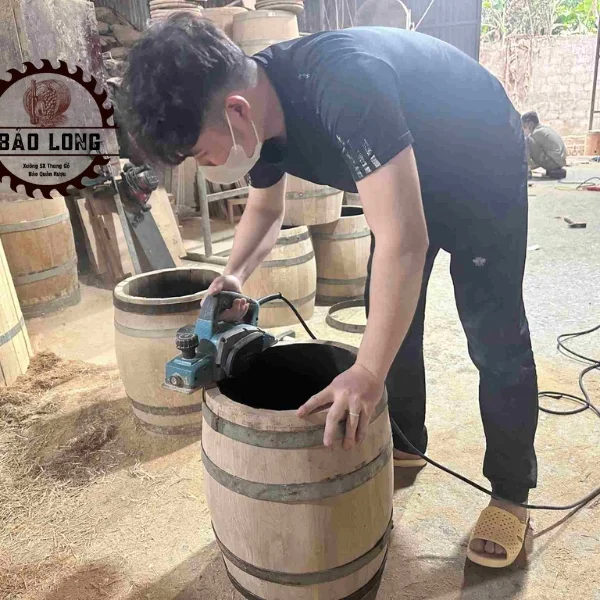 SẢN XUẤT THÙNG GỖ TẠI XƯỞNG